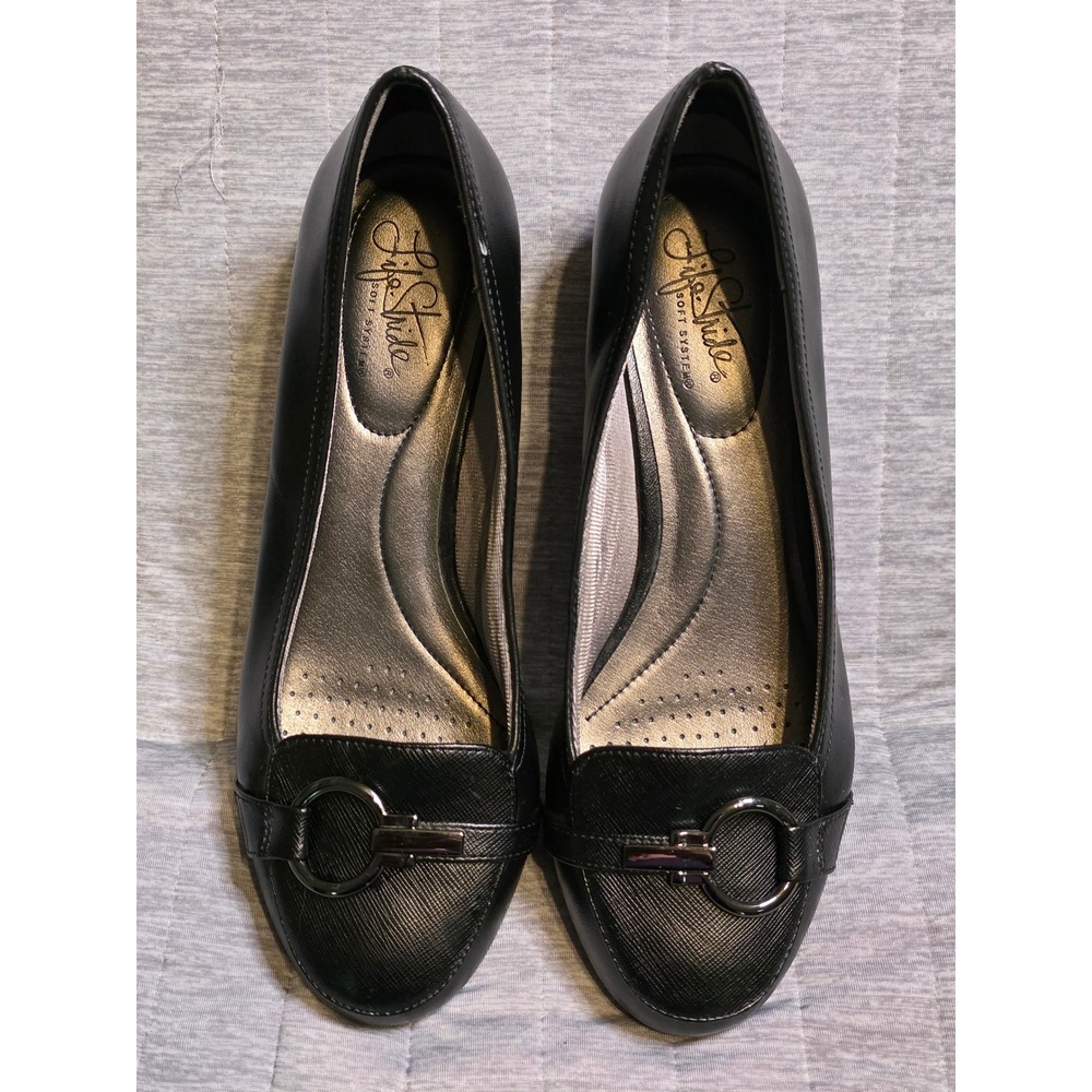 1471 LifeStride Soft System Black Wedge Pumps Buckle Accent Shoes 9M
